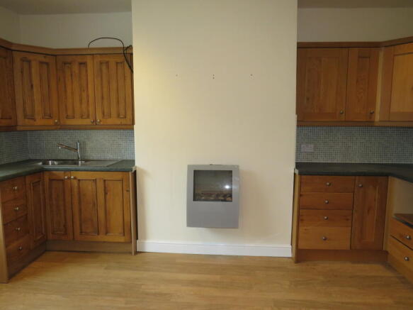 1 bed House to rent Image 4