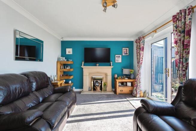 Locking Gate Rise, Waterhead OLDHAM, Lancashire, OL4 photo 3