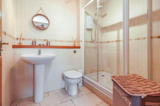 Master En-suite