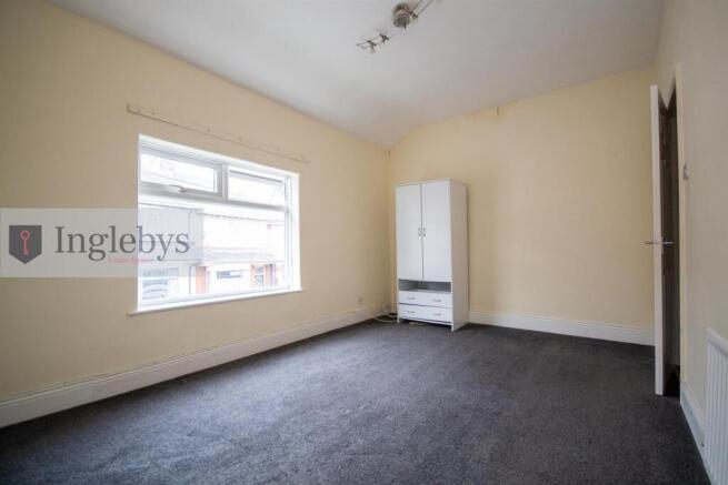 2 bed Terraced for sale Image 8