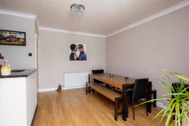 3 bed Detached Bungalow for sale Image 10