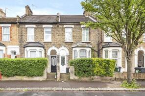 4, Leslie Road, London E11 4HG