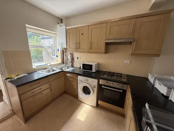 3 bed Terraced for sale Image 4