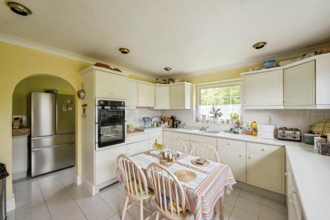 3 bed Detached Bungalow for sale Image 6