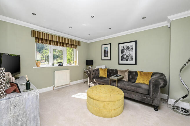 Charleswood (12)