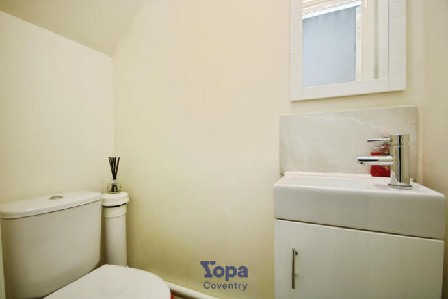 86a5d7b4-Cloak 20room.JPG