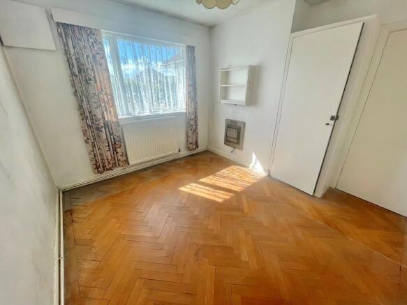 19 Cheam Road Bed...