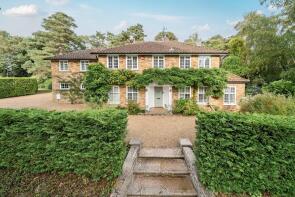 1 Pinewood House, Star Hill Drive, Churt, Farnham GU10 2HP