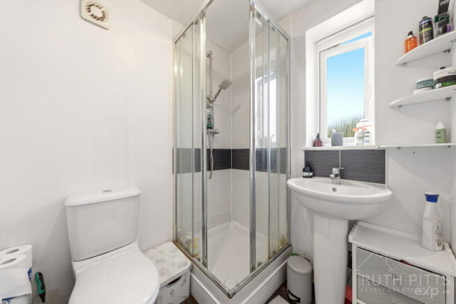 3 bed Semi-Detached for sale Image 11