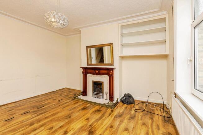 2 bed Terraced for sale Image 8
