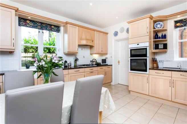 Kitchen/Breakfast