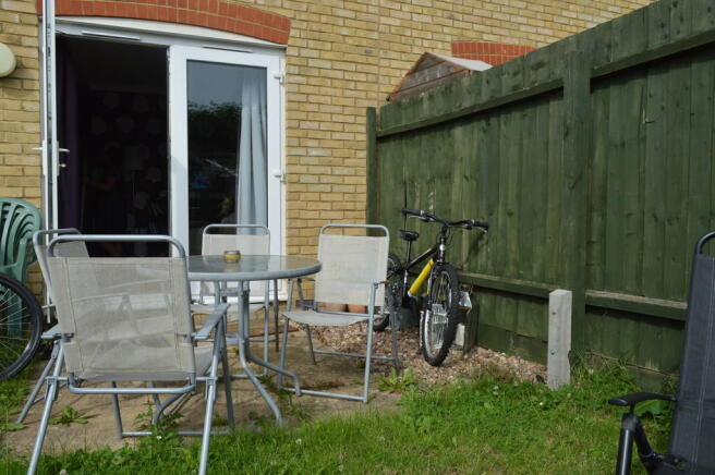 Photo 10