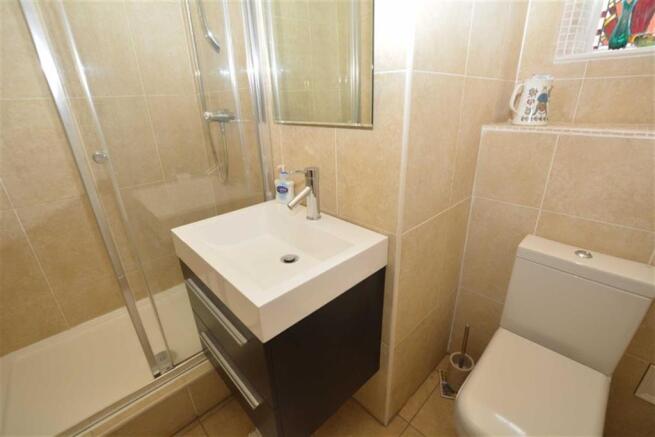ENSUITE SHOWER ROOM