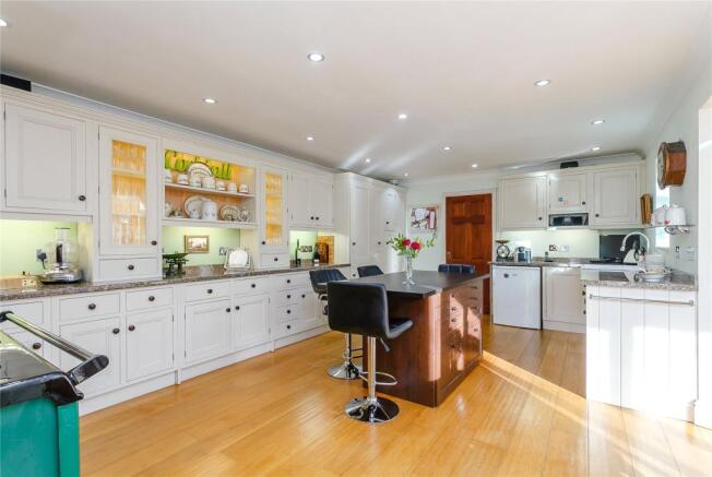 Kitchen/Breakfast