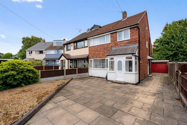 14 MONTGOMERY CLOSE-1.jpg