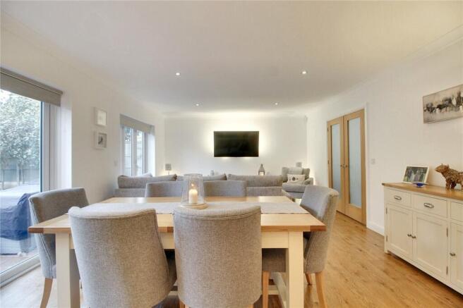 Dining & Family Room