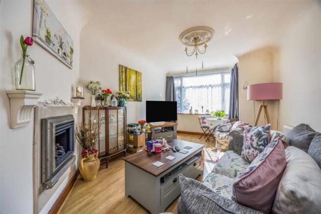 269 Highbury Grove, Cosham-Small-PorticoMarketing-