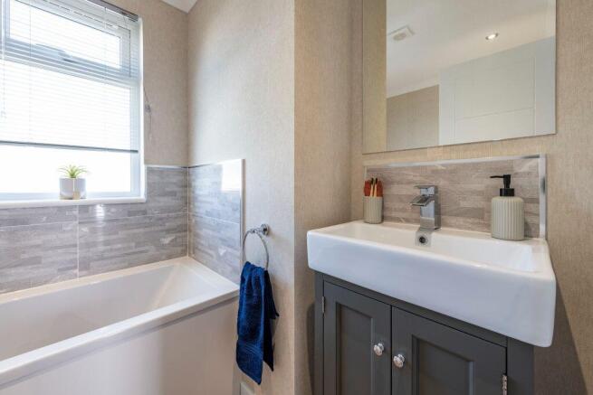 2 bed Park Home for sale Image 7