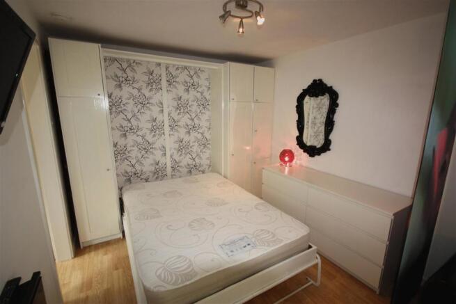 Open Plan Lounge/Bedroom