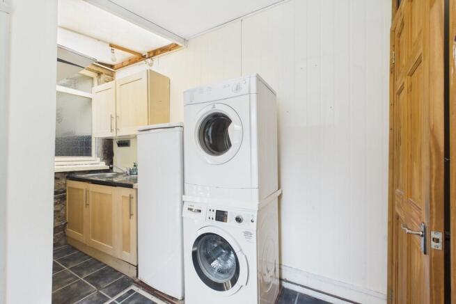 2 bed End of Terrace for sale Image 8