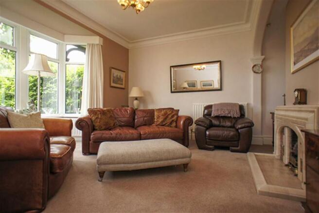SITTING ROOM