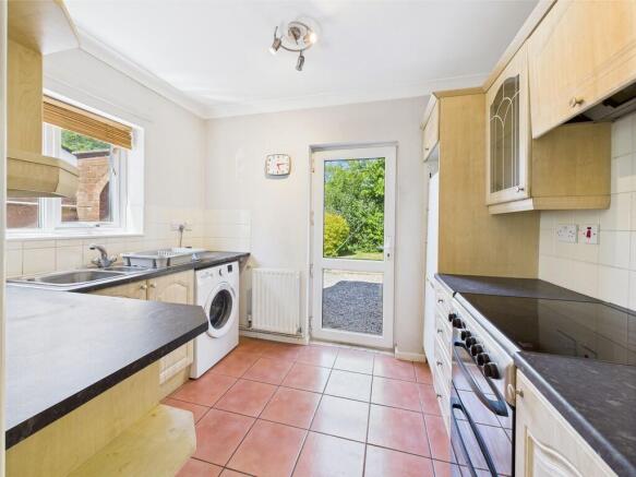 CAM02854G0-PR0380...