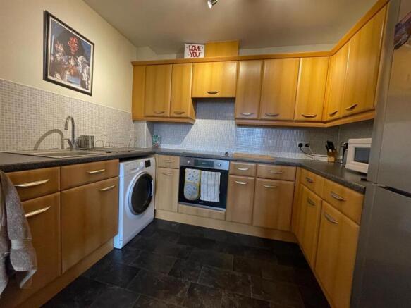 1 bed House for sale Image 7