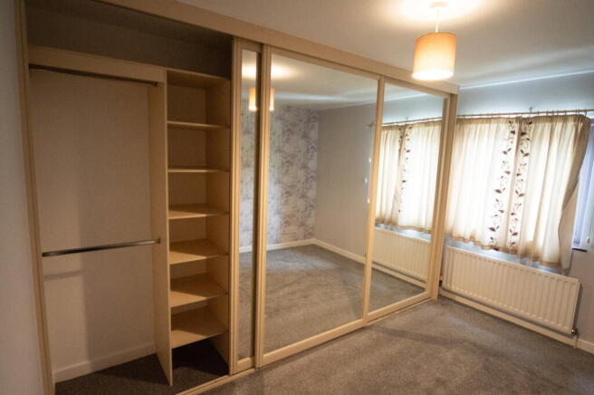 1 bed Flat for sale Image 8