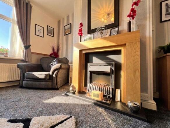 3 bed Terraced for sale Image 5