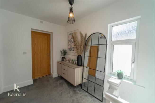 3 bed Semi-Detached for sale Image 7