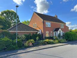 10 Mildon, Willowbank, Chippenham SN14 6QG