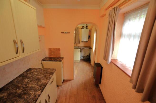 Tregew Place, Silverdale, Newcastle-under-Lyme photo 5