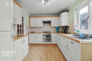 66, Ingress Gardens, Greenhithe DA9 9HN