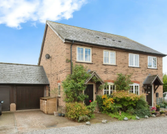 11, Elm Tree Farm Close, Hitchin SG5 3QY