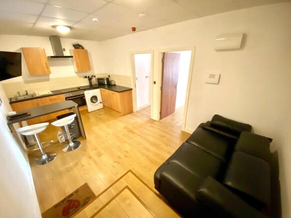 2 bed Apartment to rent in huddersfield