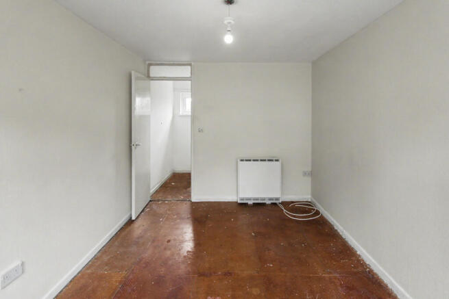 2 bed Terraced for sale Image 9