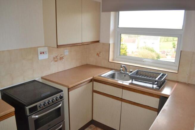 Kitchen (Medium).JPG