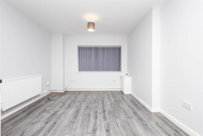 Lounge/Kitchen