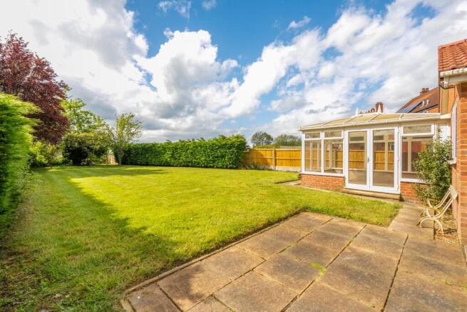 2 bed Detached Bungalow for sale Image 12