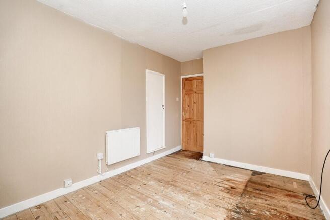 19 Eastfield, West Lavington, Devizes, SN10 4HW