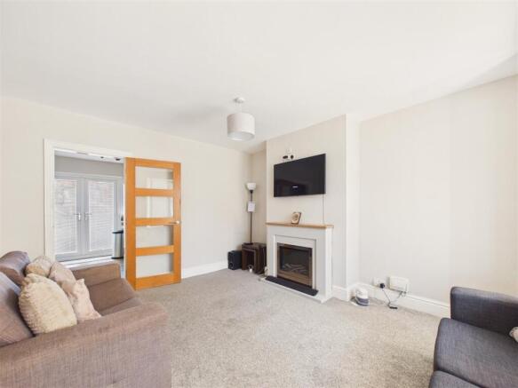 2 bed Terraced for sale Image 5