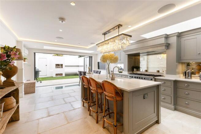 Kitchen/Dining