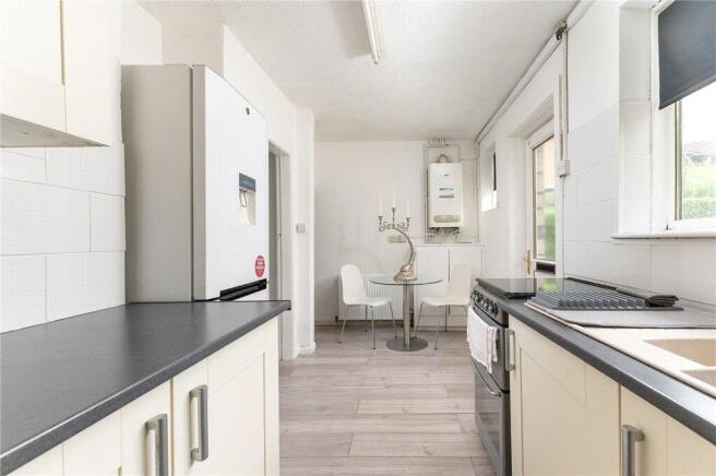 2 bed Semi-Detached for sale Image 9