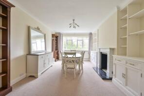 8, 59 St Aubyns Court, Raymond Road, London SW19 4AQ
