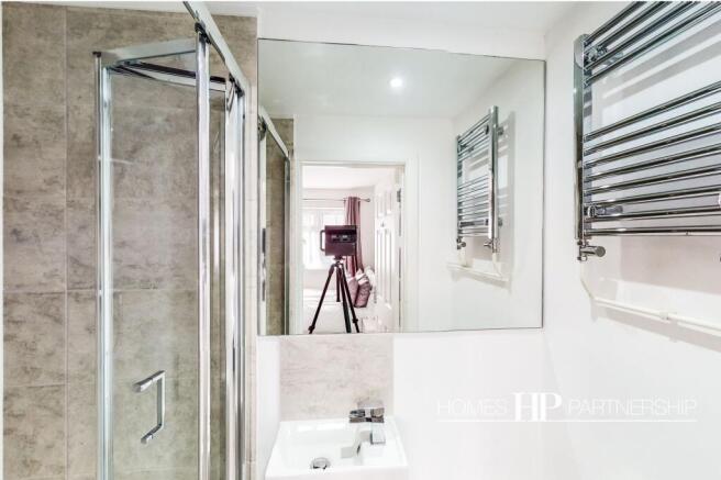 En-suite bathroom