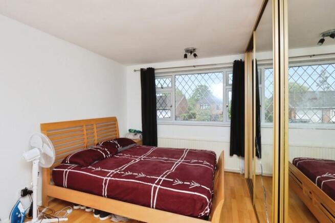 3 bed Semi-Detached for sale Image 9