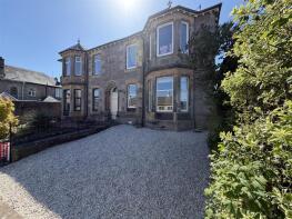 1b, Young Street, Perth PH2 0EF