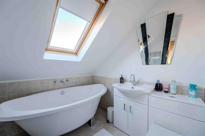 En-suite to Bedroom Two