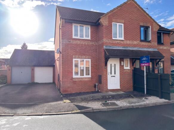 3-bed terraced on Austins Close, Market Harborough, LE16, £280,000