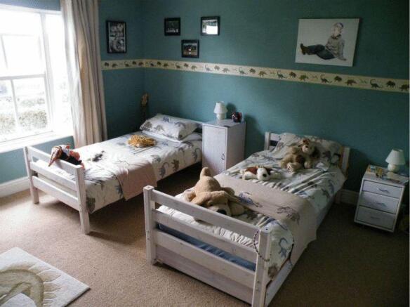 Photo 4